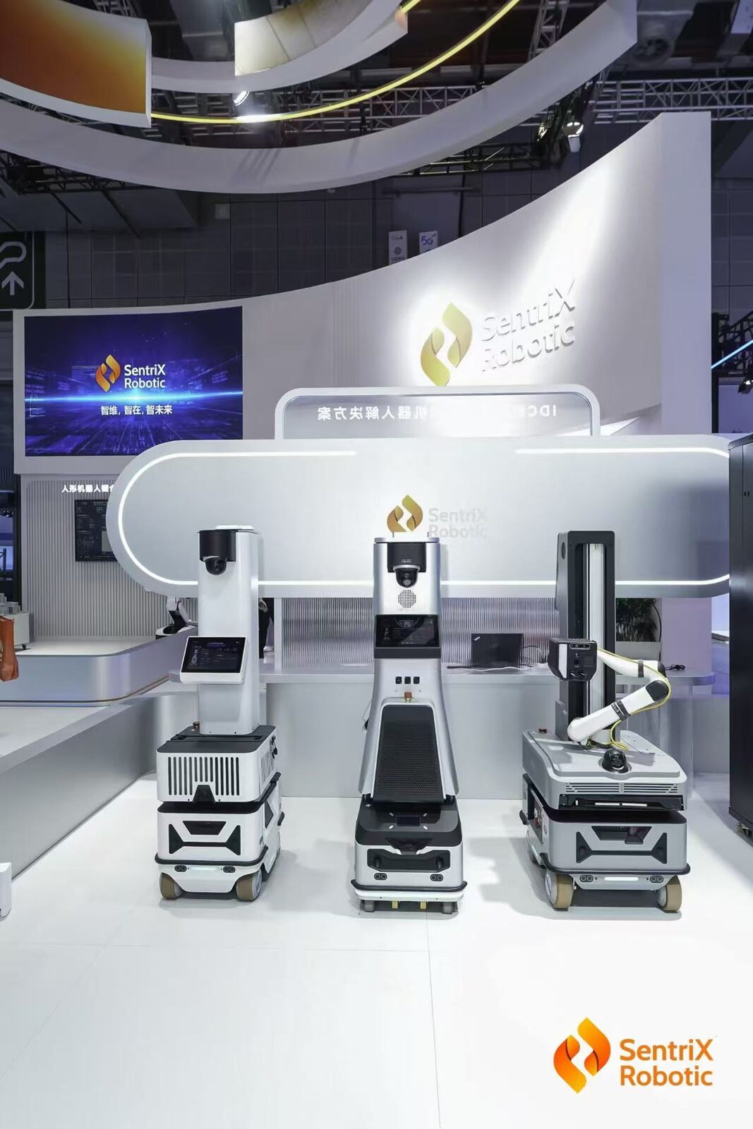 Mobile robots at the booth