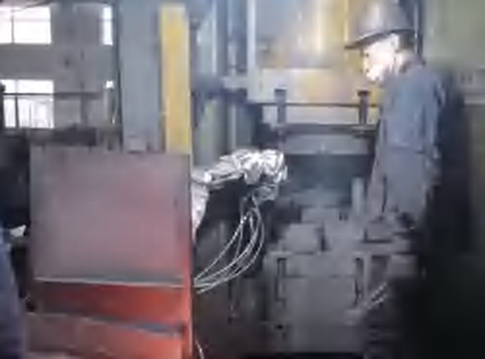 Hot Forging Spray Cooling Cobot